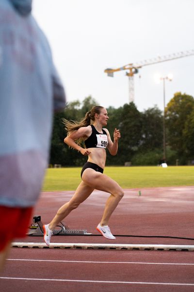 GalaIveta Raskova (USK Praha) ueber 1500m am 03.06.2022 waehrend der Sparkassen Gala in Regensburg